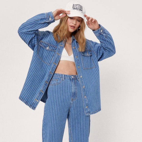 Pinstripes oversized denim shirt - Picture 2 of 4